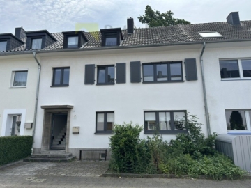 Charmantes Innenstadthaus in ruhiger Lage, 52349 Düren, Reihenmittelhaus