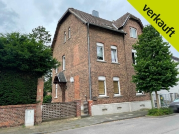 Zweifamilienhaus mit Potential!, 52355 Düren, Haus